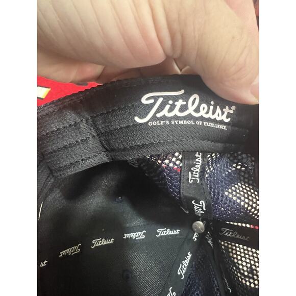 Titleist‎ Golf Snapback Hat USA Flag Mesh Back Cap Red White and Blue - Picture 5 of 6